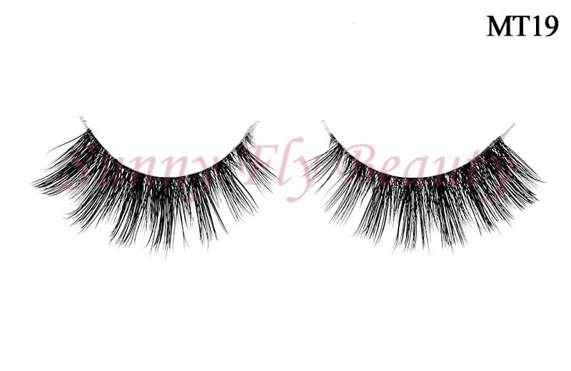 mt19-clear-band-mink-lashes-1.jpg